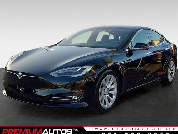 TESLA MODEL S 2018 5YJSA1E28JF299195 image